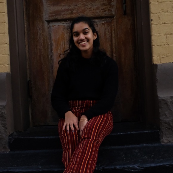 Meet your Posher, Ritu - Picture 1 of 1